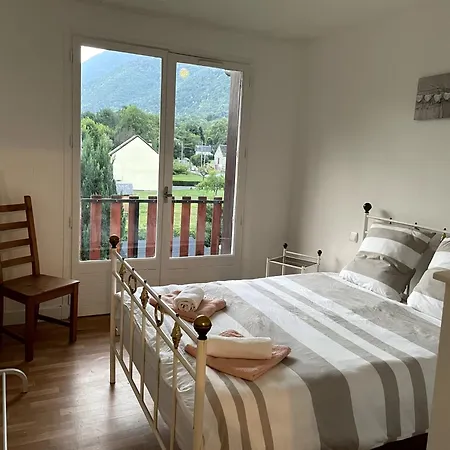 Spacious Alpine 3-bedroom Pyrenees Saint-Béat