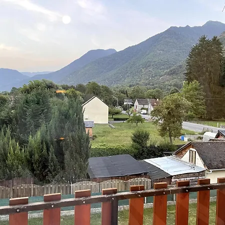 Lejlighed Spacious Alpine 3-bedroom Pyrenees *