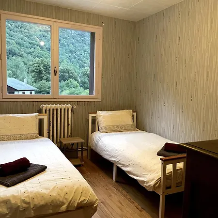 Lejlighed Spacious Alpine 3-bedroom Pyrenees Saint-Béat