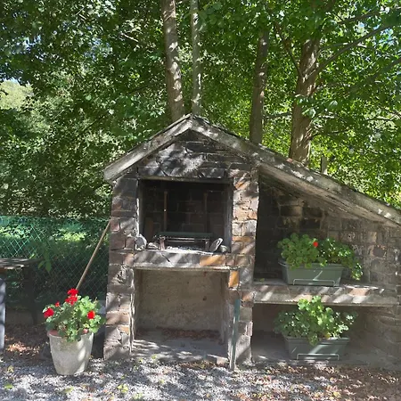 Spacious Alpine 3-bedroom Pyrenees アパート Saint-Béat