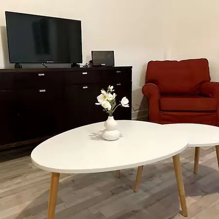 דירה Spacious Alpine 3-bedroom Pyrenees